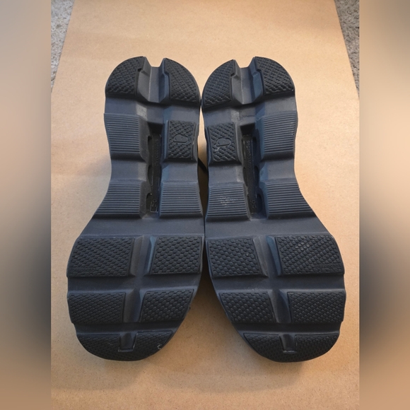 On Running Men Size 11 Cloudmonster - Picture 3 of 14